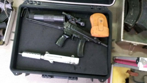 ПОЛИЦИЈСКА АКЦИЈА “НИШАН”: На имању крио бомбе, зољу, мине...